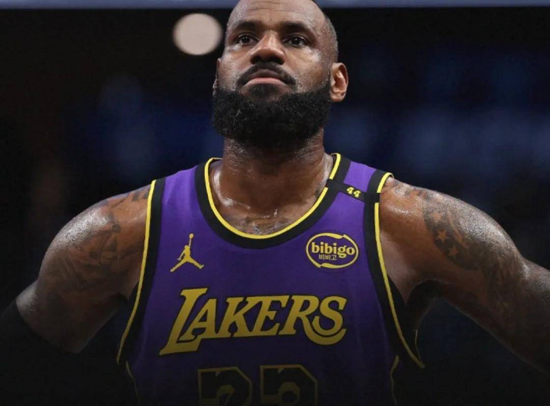 突发！退赛！詹姆斯官宣罕见伤病...