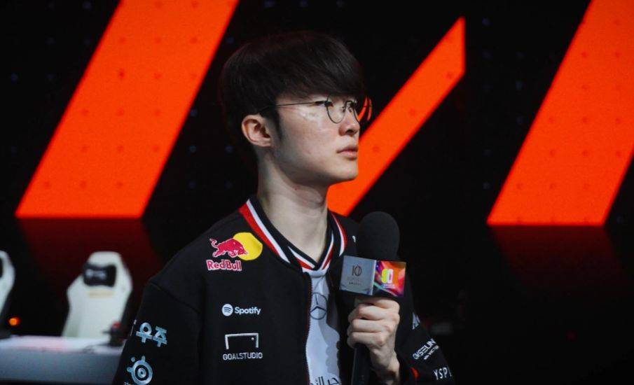 Faker认为T1四名队友是最強(qiáng)的LOL选手