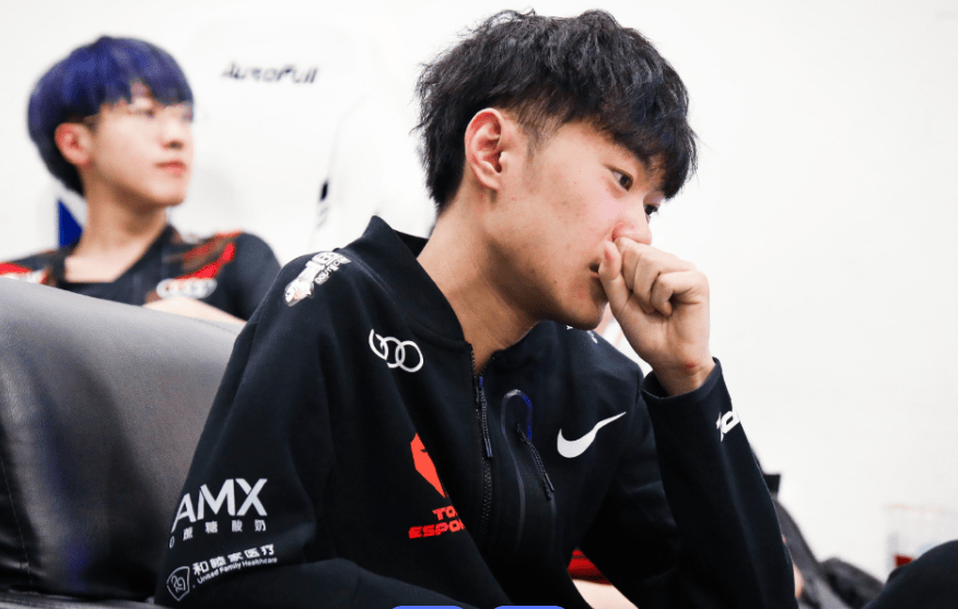 资讯:JDG耗资上亿组银河战舰!要买宙斯老公左手冲击S16