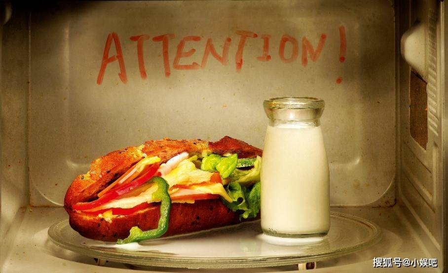 牛奶加热竟会变毒奶?院士提醒:热牛奶的四大误区,务必提早了解