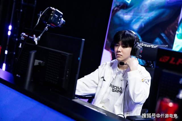 LOL:TheShy透露退役时间,想跟Rookie打到退役