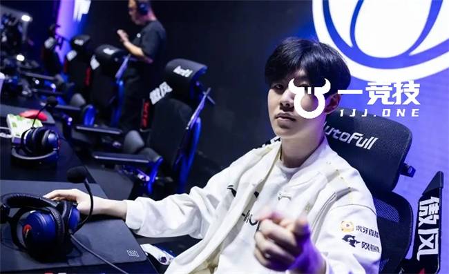 LOL：LPL常规赛最(zuì)佳陣(zhèn)容出爐(lú) Theshy当选一陣(zhèn)Bin落选！