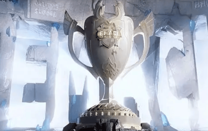 德(dé)杯首(shǒu)日(rì)亂(luàn)象频發(fā)！LOL 首(shǒu)支被迫投(tóu)降战队诞生，兩(liǎng)起网络故障引(yǐn)众怒(nù)