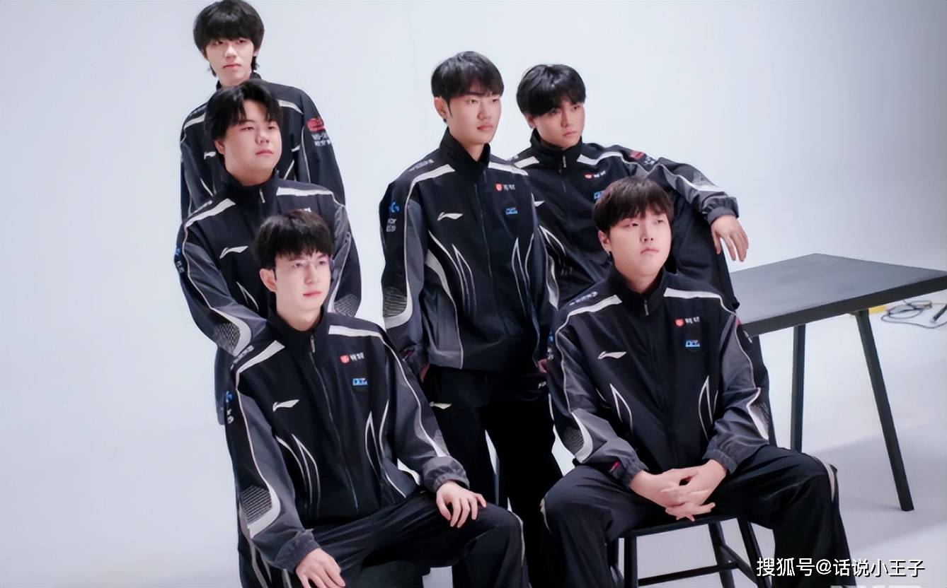 左手刷低(dī)信用分，喊(hǎn)话相信我！曝BLG选手Rank數(shù)據(jù)：Bin分最低(dī)