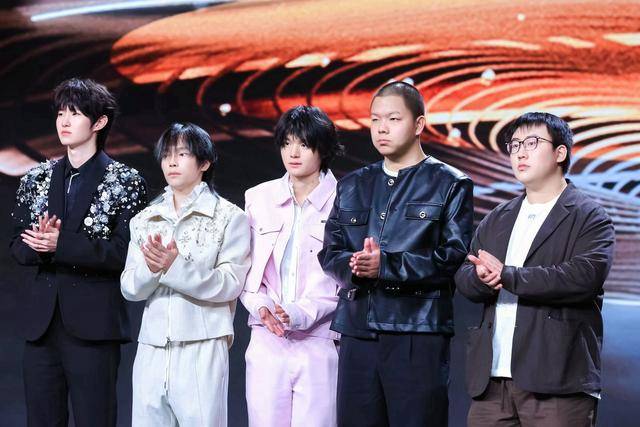 AG王朝真的(de)影响轉(zhuǎn)会期？狼(láng)队成(chéng)唯(wéi)一大户，DRG让粉絲(sī)失望