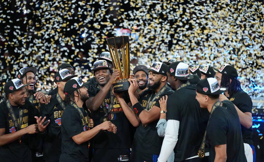 湖人官方(fāng)媒体回擊(jī)球迷质疑季(jì)中(zhōng)赛冠军，却被詹姆斯言论打臉(liǎn)