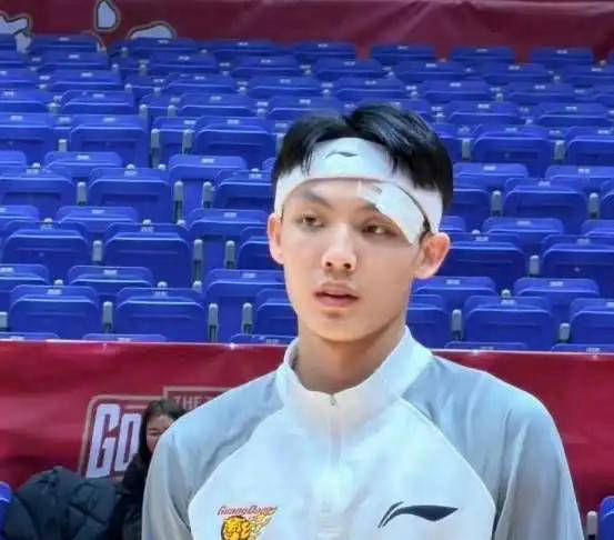 CBA裁判报告制度全面恢复，广东男篮连续两轮比赛均触发裁判报告