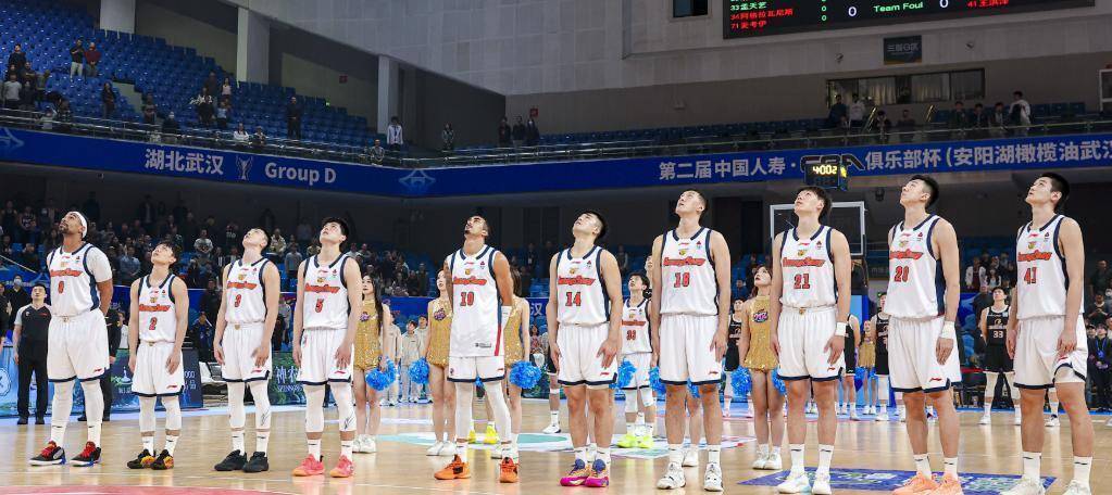 72%三分(fēn)命中率带飞山东！第一档五队出炉，北(běi)京豪华阵容被外援拖垮