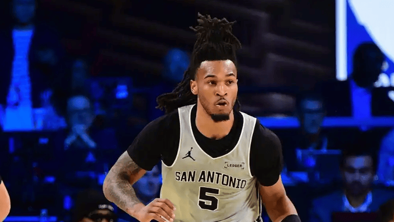 赛季三杀雷霆，战力榜高居第一！时隔六年马刺终迎崛起，秘诀就藏在这四人身上