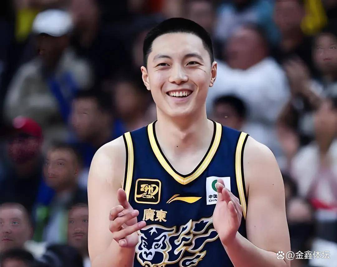 场均9分三分23%！广东赢球反暴露危机、胡明轩伤退才是连胜关键？